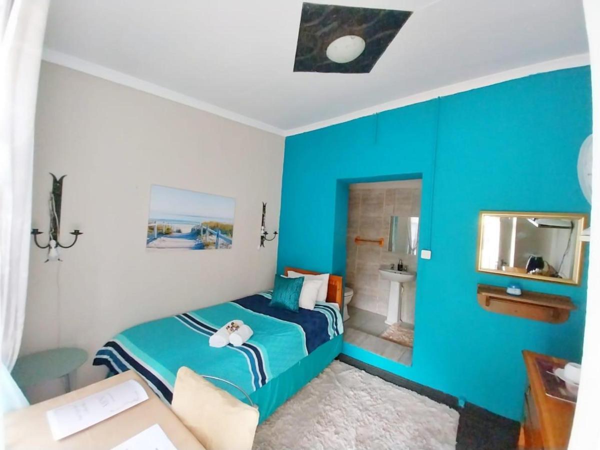 Bun Clody Manor - Guest House & Coffee Shop Hanover Room photo